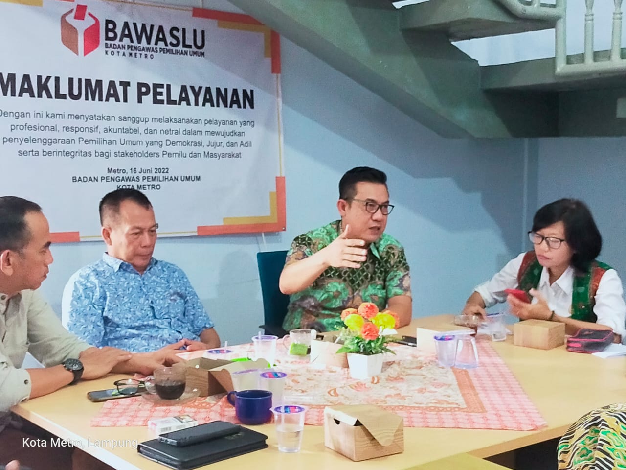 Anggota Bawaslu Lampung, Tamri saat memberikan arahan pada jajaran Bawaslu Kota Metro