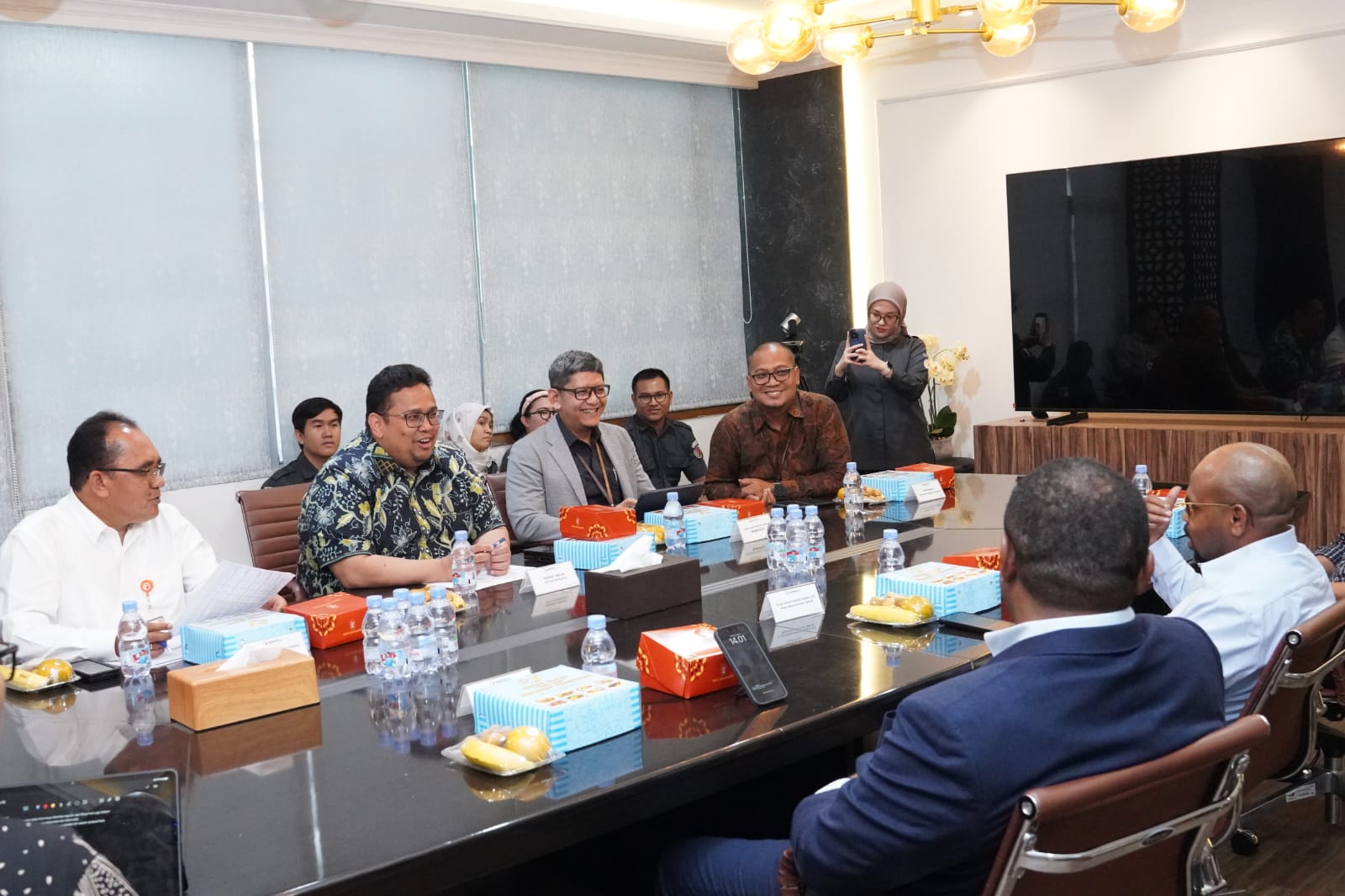 menerima langsung audiensi Dewan Perwakilan Daerah (DPD)
