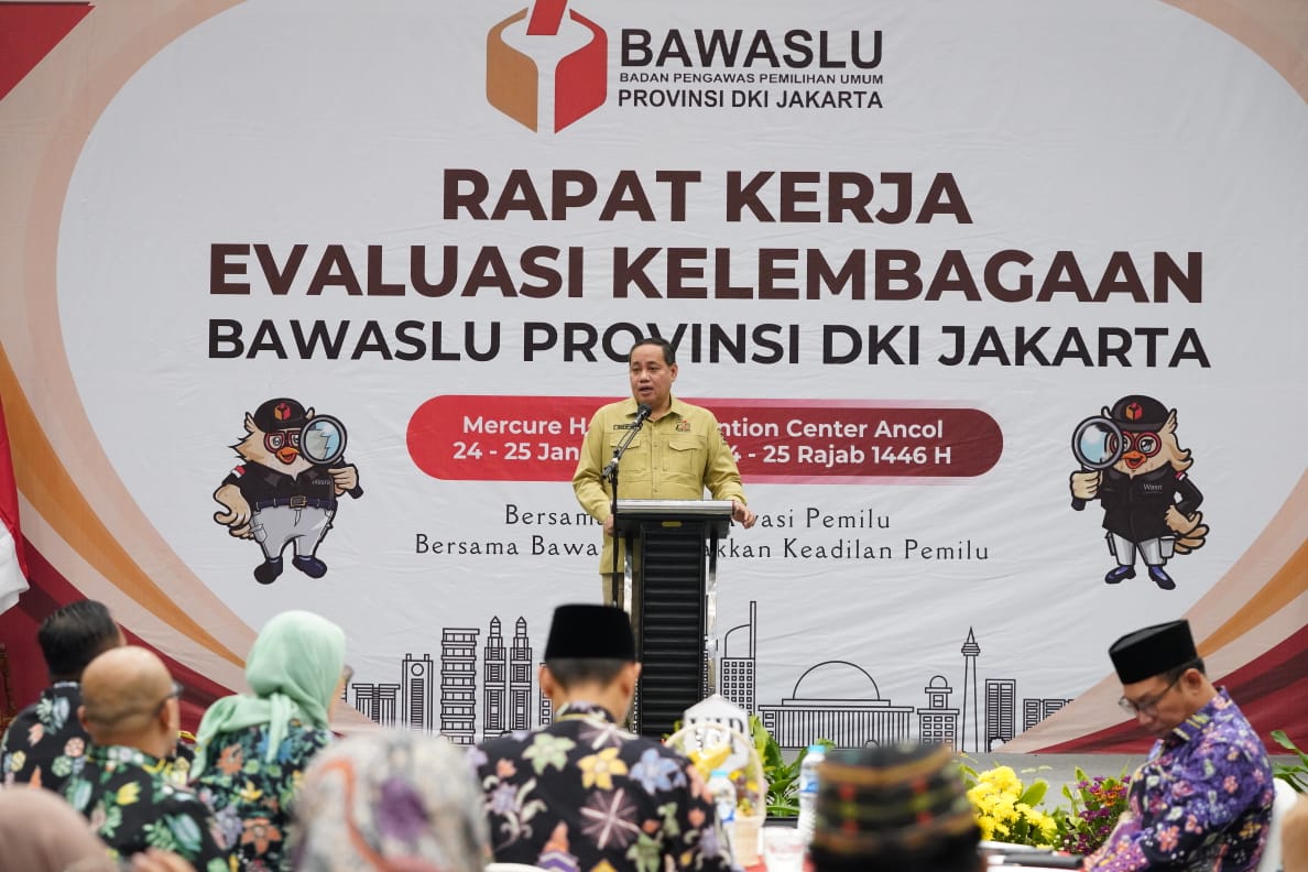 foto rapat kerja