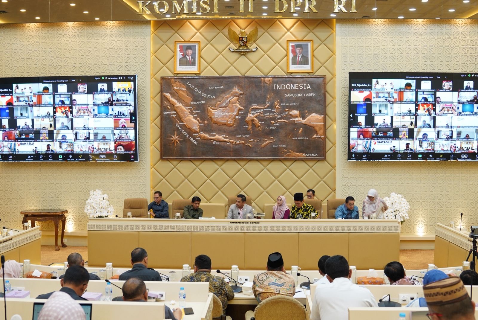 Suasana Rapat