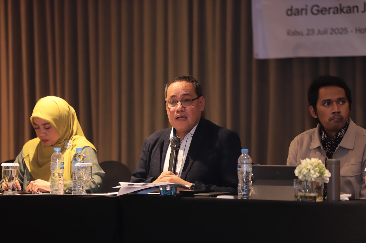 arahan di diskusi publik