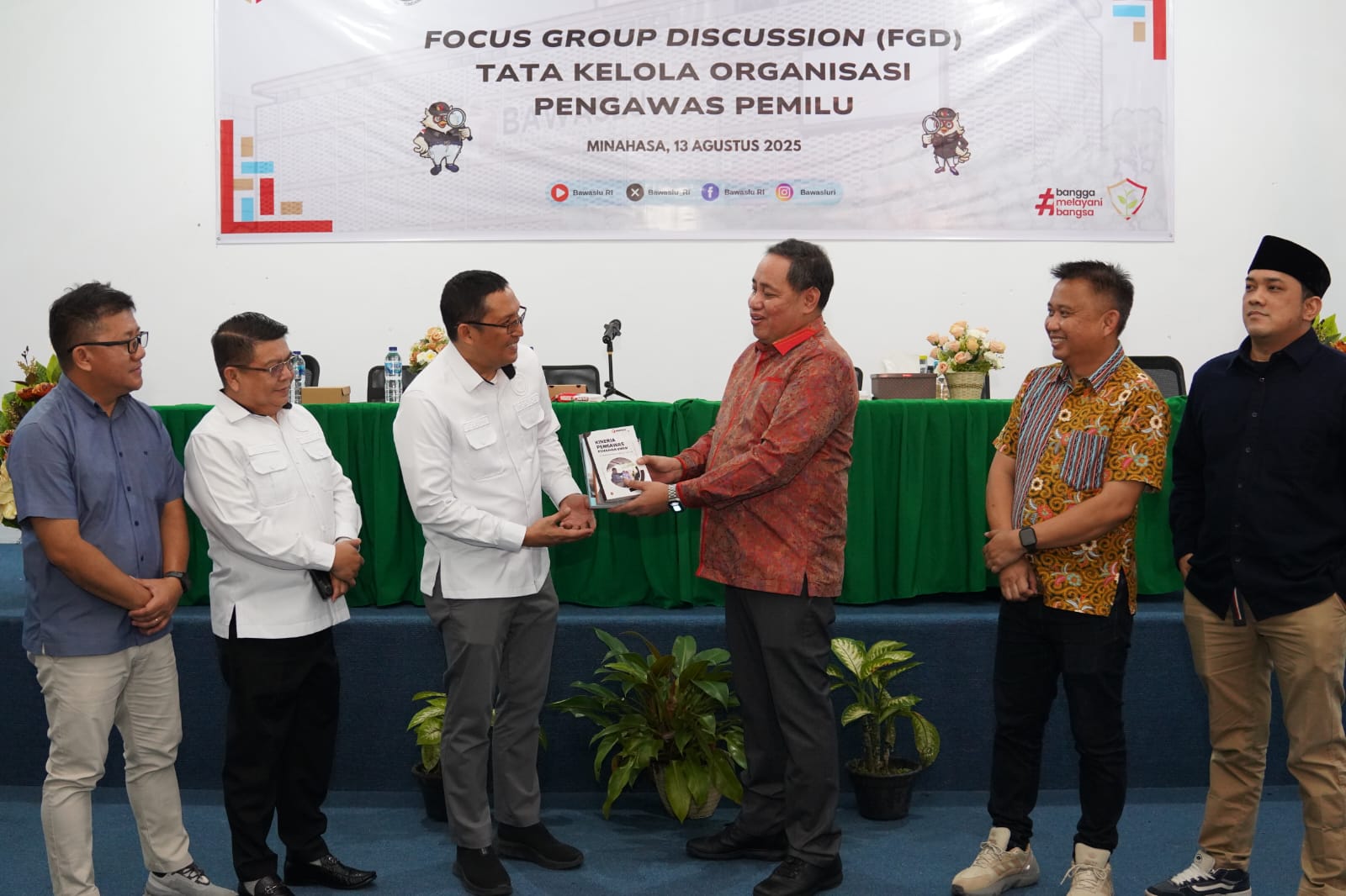 foto diskusi