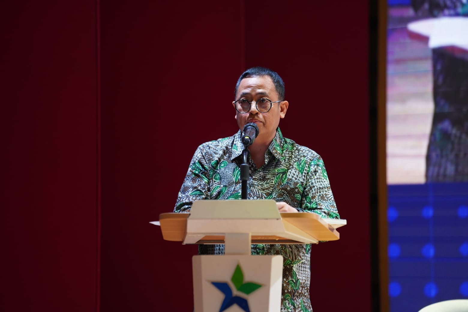 Anggota Bawaslu Puadi saat peluncuran Buku Dinamika Pengawasan Pemilu: Peran Bawaslu dan Interaksi Kepentingan di Perpustakaan Nasional
