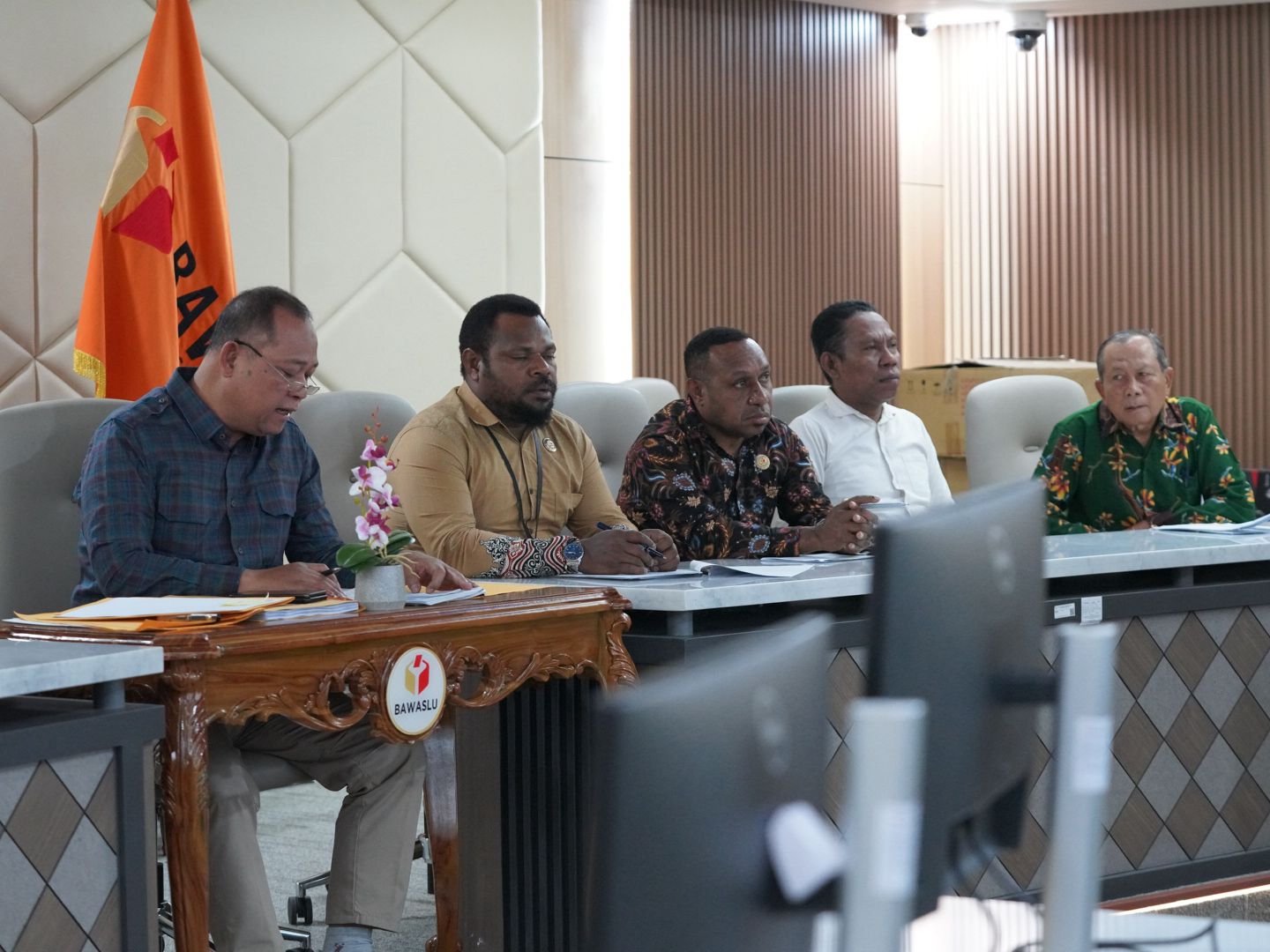 Bawaslu mendampingi Bawaslu Provinsi menghadiri sidang PHPU 2024 secara daring 