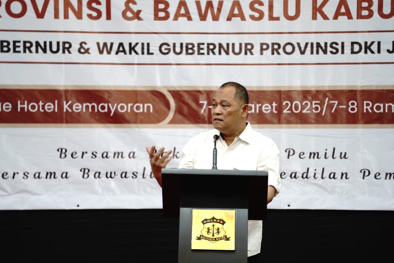 saat memberikan arahan Evaluasi Peningkatan Kapasitas dan Pembinaan SDM Bawaslu Provinsi dan Bawaslu Kabupaten/Kota pada Pemilihan Gubernur dan Wakil Gubernur Provinsi DKI Jakarta Tahun 2024