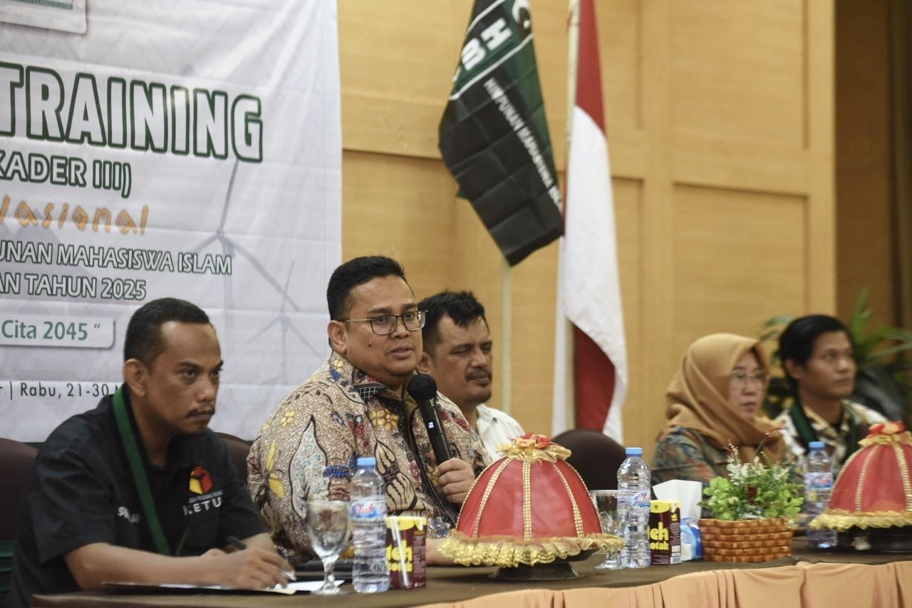 arahan dalam Advance Training Himpunan Mahasiswa Islam (HMI) 