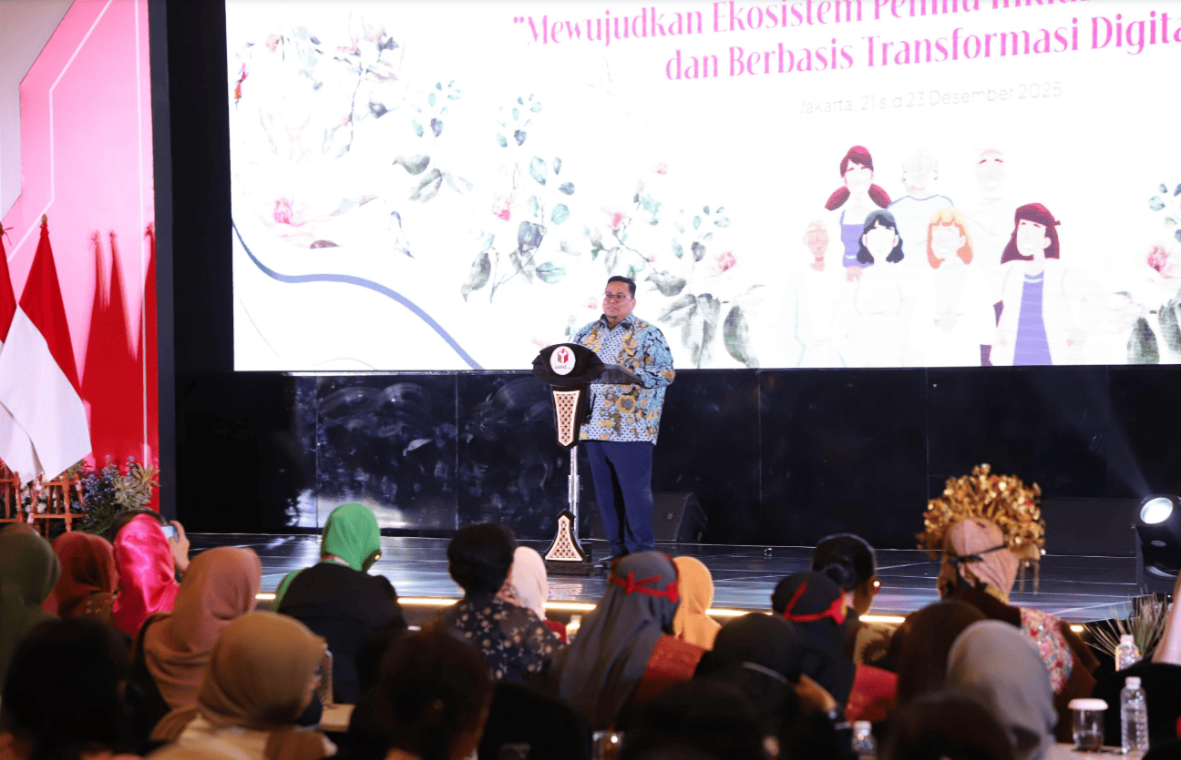 Foto saat Ketua Bawaslu RI memberikan sambutan