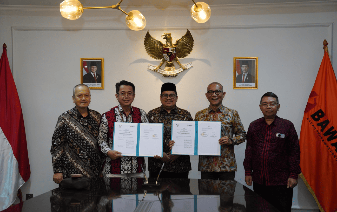 Bawaslu melakukan penandatangan nota kesepahaman (memorandum of understanding/MoU) dengan Universitas Islam Negeri Sultan Maulana Hasanuddin (UIN SMH) Banten