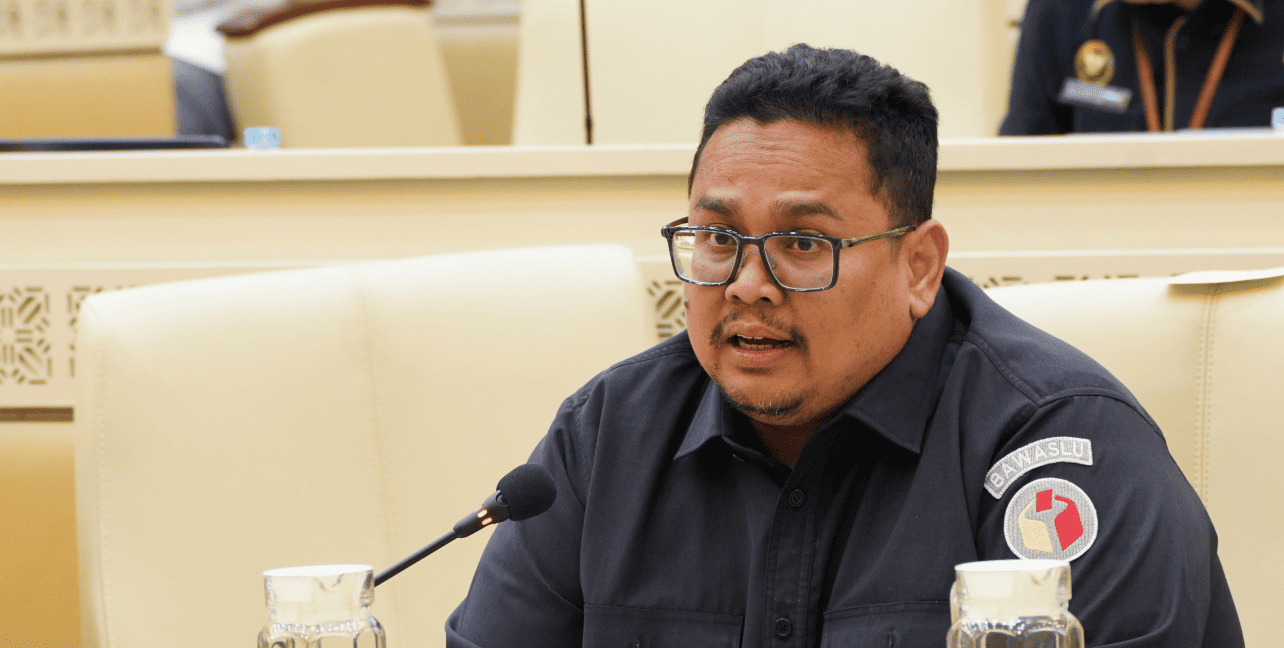 Ketua Bawaslu Rahmat Bagja dalam Rapat Dengar Pendapat (RDP) bersama Bawaslu, KPU, dan DKPP di Gedung DPR.