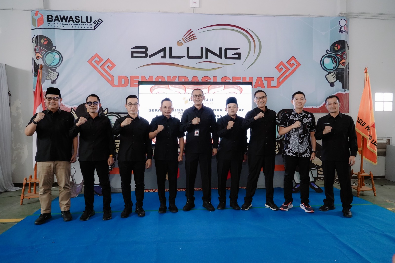 Bawaslu Provinsi Lampung menggelar rapat koordinasi bertajuk Penguatan Kapasitas SDM Bawaslu Kabupaten/Kota se-Lampung yang dihadiri Ketua, Anggota, Sekretaris KPU Provinsi Lampung, serta jajaran Bawaslu Kabupaten/Kota se-Provinsi Lampung, Rabu (1/4) di Kantor Bawaslu Provinsi Lampung.