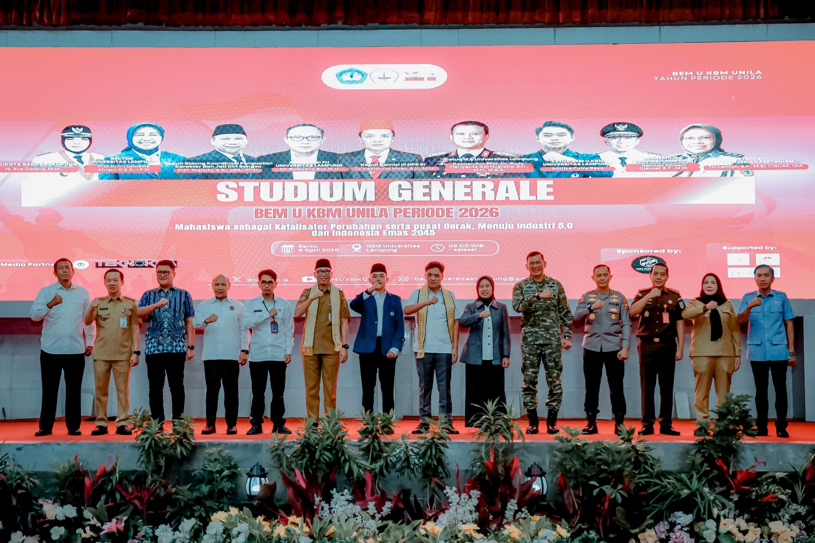 Ketua Bawaslu Provinsi Lampung Iskardo P. Panggar menghadiri kegiatan stadium general sekaligus Pelantikan Badan Eksekutif Mahasiswa (BEM) Universitas Lampung yang digelar di Gedung Serbaguna Universitas Lampung, Senin (6/4).