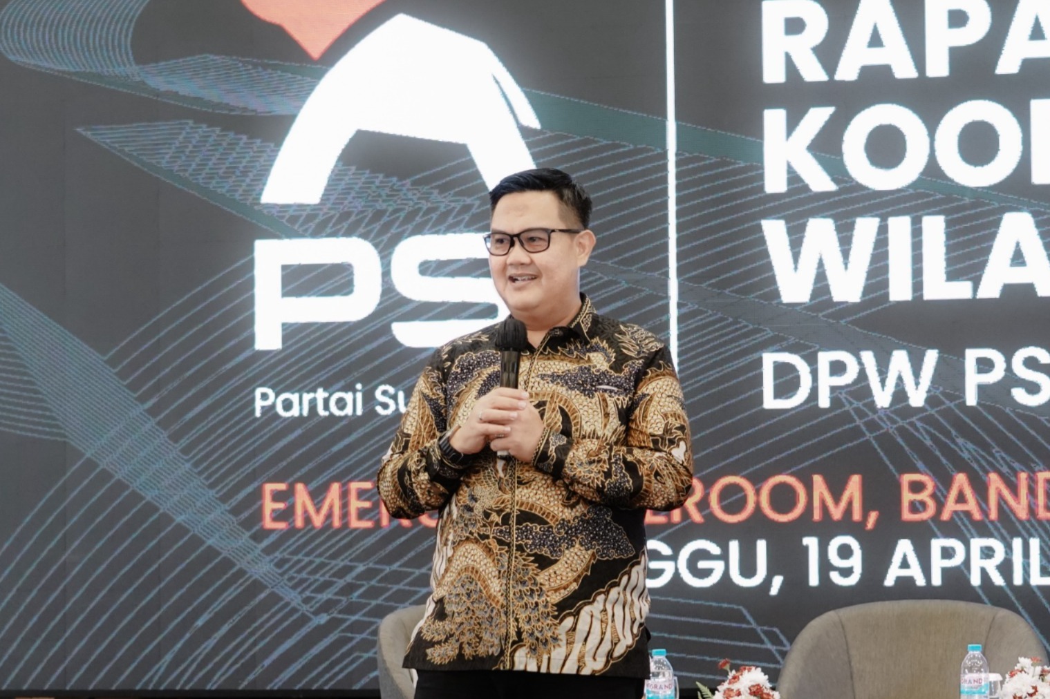 Anggota Bawaslu Provinsi Lampung, Suheri, menghadiri Rapat Koordinasi Wilayah yang diselenggarakan oleh DPW PSI Lampung di Bandar Lampung pada Minggu (19/04).