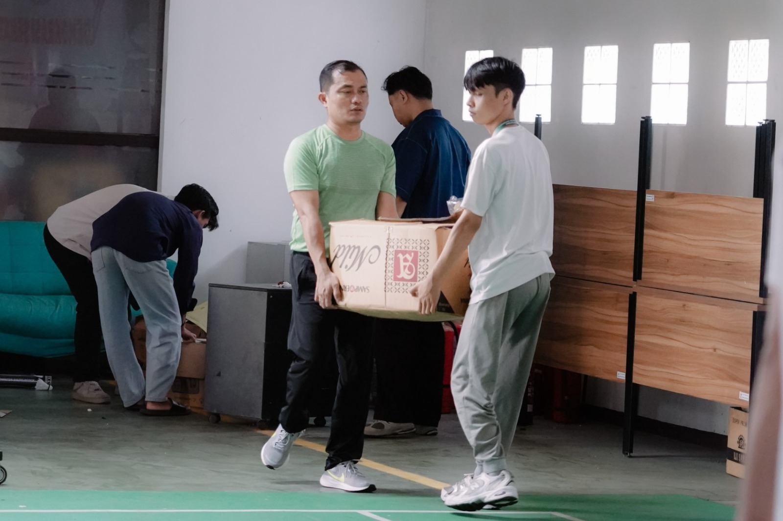 Badan Pengawas Pemilihan Umum (Bawaslu) Provinsi Lampung melaksanakan kegiatan Gerakan Kurve di lingkungan Kantor Bawaslu Provinsi Lampung pada Kamis (09/05)
