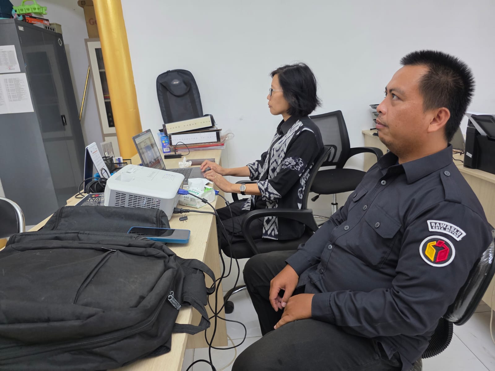 Anggota Bawaslu Kota Metro saat ikuti giat ANTI LINGLUNG secara daring pada 5 Mei 20266