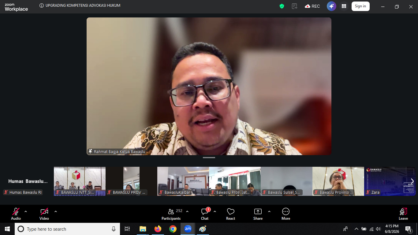Ketua Bawaslu Rahmat Bagja saat membuka kegiatan Upgrading Kompetensi Hukum yang dilaksanakan secara daring pada Senin (8/6/2026).