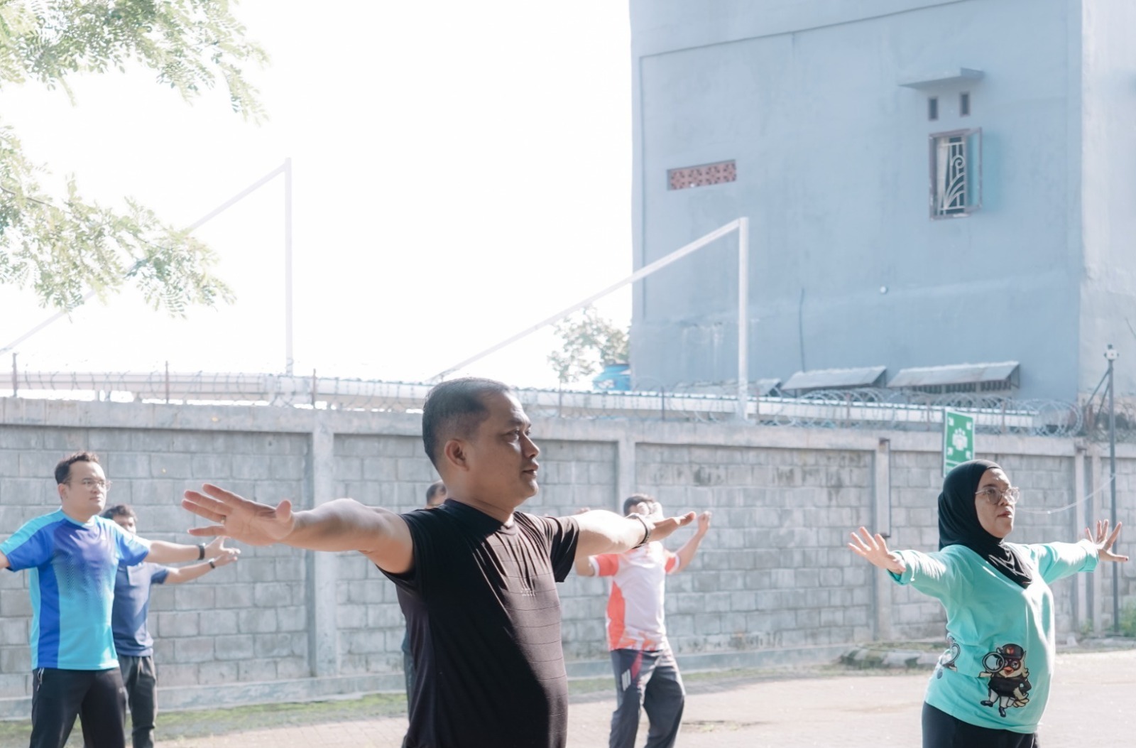 Badan Pengawas Pemilihan Umum (Bawaslu) Provinsi Lampung melaksanakan kegiatan senam pagi bersama di lingkungan Kantor Bawaslu Provinsi Lampung pada Kamis (18/06).