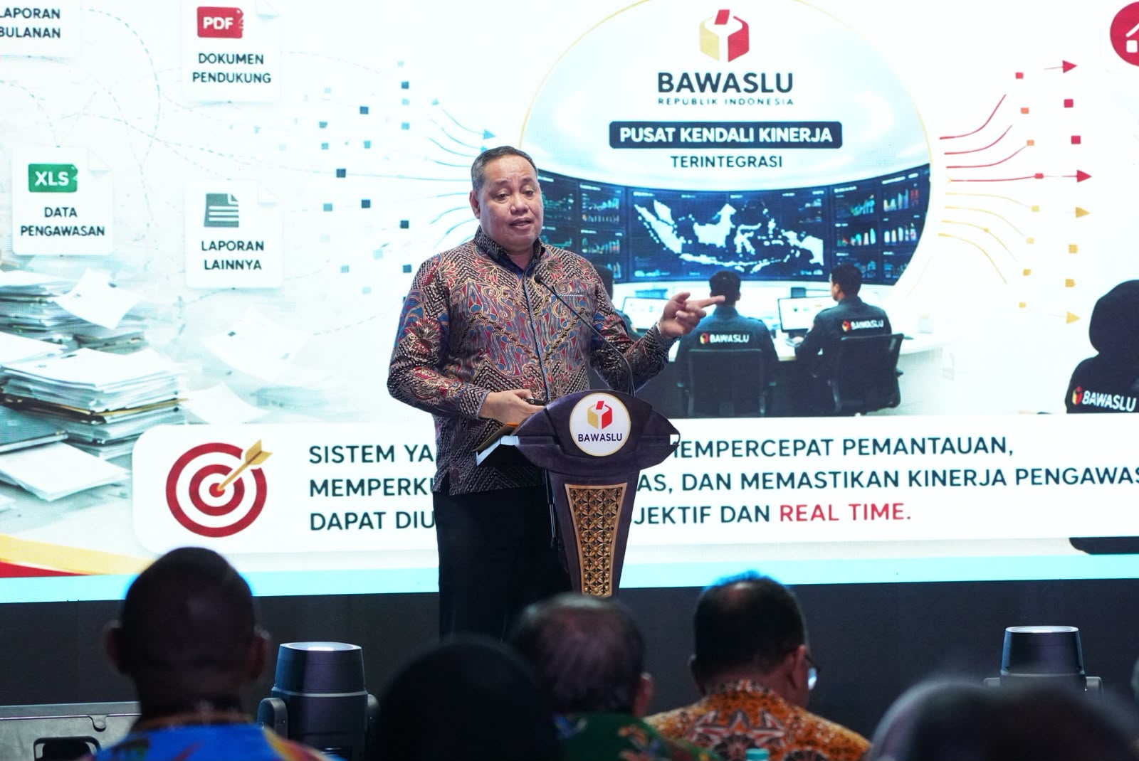 Anggota Bawaslu, Herwyn J.H. Malonda, dalam Rapat Koordinasi Pra-Peluncuran Aplikasi E-Monev IKU Pengawas Pemilu di Jakarta, Senin (3/8/2026) malam.