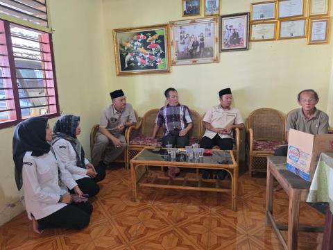 Foto saat Coktas dirumah salah satu warga di Kecamatan Metro Timur 