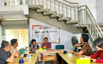 Bawaslu Kota Metro saat menerima kunjungan Polres Metro