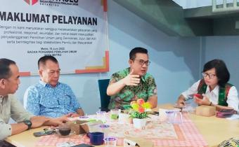 Anggota Bawaslu Lampung, Tamri saat memberikan arahan pada jajaran Bawaslu Kota Metro