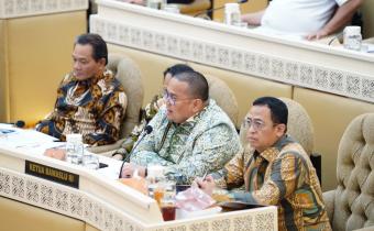 Foto rapat