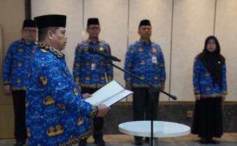 Pengukuhan dan pengambilan sumpah delapan jabatan pimpinan tinggi (JPT)