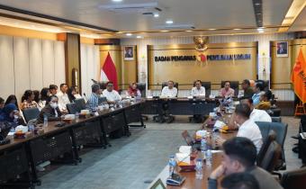 foto rapat