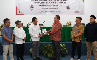 foto diskusi