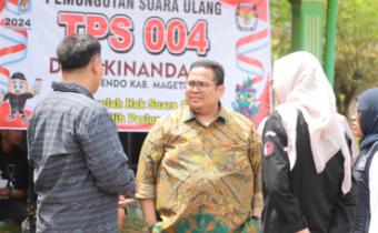 Ketua Bawaslu Rahmat Bagja turut mengawasi PSU Magetan di empat TPS, Jawa Timur