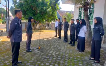 Foto saat apel rutin Senin