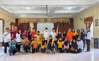 Foto bersama siswa/i SLB Wiyata Dharma Metro