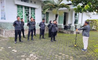 Foto saat Apel Rutin Mingguan Senin (12/01)