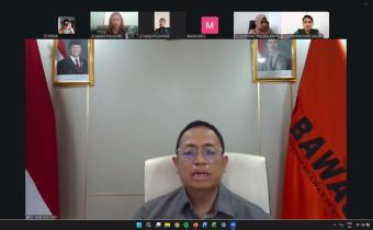 Anggota Bawaslu Puadi saat memberikan arahan dalam Rapat Teknis Pengelolaan Pejabat Pengelola Informasi dan Dokumentasi (PPID) bagi Bawaslu Kabupaten/Kota se-Provinsi Papua Barat Daya, secara daring, Selasa (10/3/2026).