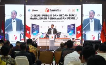 Anggota Bawaslu, Herwyn J.H. Malonda dalam Diskusi dan Bedah Buku Manajemen Pengawasan Pemilu di Indonesia di Jakarta, Selasa (30/6/2026).