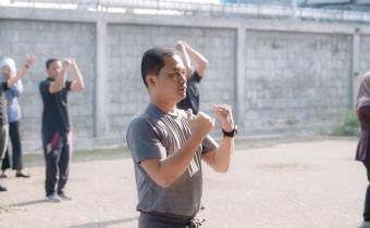 Dalam rangka membangun lingkungan kerja yang sehat, produktif, dan harmonis, Badan Pengawas Pemilihan Umum (Bawaslu) Provinsi Lampung menggelar kegiatan senam pagi bersama di halaman Kantor Bawaslu Provinsi Lampung, Kamis (11/06).