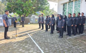 Foto saat Apel Rutin Mingguan Senin (08/06)