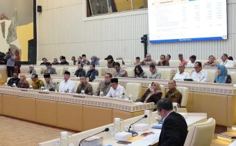 Suasana Rapat Dengar Pendapat (RDP) Pembahasan LKPP APBN TA 2025 di Gedung DPR, Rabu (15/7/2026).