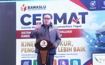 Anggota Bawaslu Herwyn JH Malonda dalam Penutupan Penandatanganan IKU Pengawas Pemilu untuk Pemilu Tahun 2026 di Jakarta, Selasa malam, (4/8/2026). Foto: Pemberitaan dan Publikasi Bawaslu RI