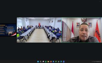 Anggota Bawaslu Herwyn JH Malonda saat memberikan sambutan Diskusi Tematik Penguatan Tata Kelola Organisasi Bawaslu bersama Fakultas Hukum Universitas Negeri Semarang secara daring, di Jakarta, Senin (10/8/2026). Foto: Tangkapan layar Zoom Meeting