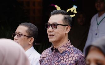 Anggota Bawaslu Provinsi Lampung, Tamri, menghadiri kegiatan sosial donor darah yang diselenggarakan oleh Komisi Penyiaran Indonesia Daerah (KPID) Provinsi Lampung dalam rangka menyemarakkan Peringatan Hari Penyiaran Nasional (Harsiarnas) ke-93 yang diperingati pada 1 April 2026. Kegiatan tersebut berlangsung di Bandar Lampung, Rabu (16/07), dan diikuti oleh berbagai unsur pemerintah, lembaga penyiaran, organisasi kemasyarakatan, serta masyarakat umum.