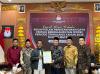 Foto saat penyerahan Berita Acara Hasil Rapat Pleno PDPB TW 2 Tahun 2026